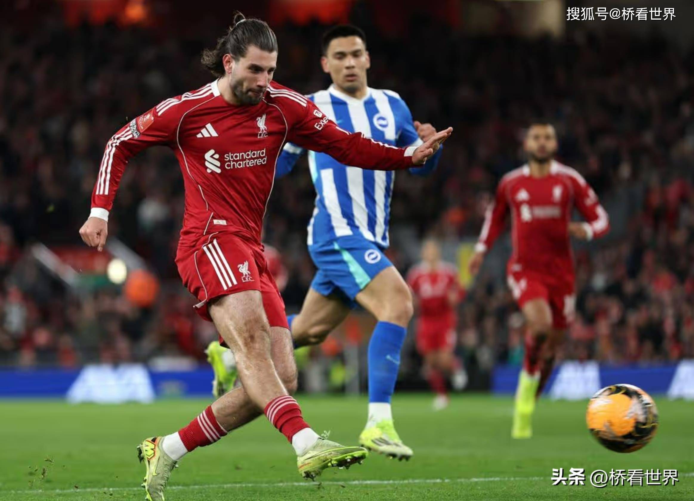 包含尤文图斯迎足总杯关键赛瓦伦西亚围绕欧超杯伤情更新，利物浦赛前复出首秀直接炸裂的词条